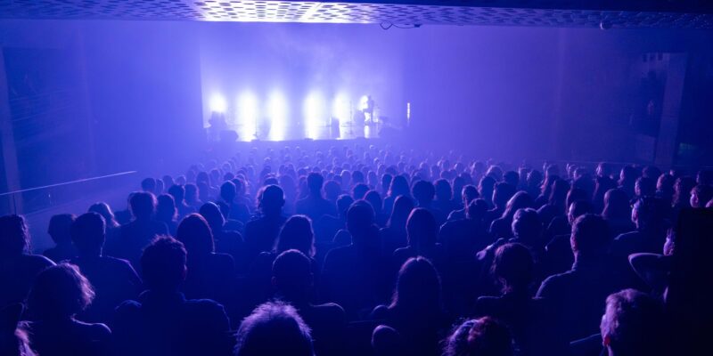 Convocatoria Abierta Para Integrar La Temporada 2026 Del Teatro Comedia