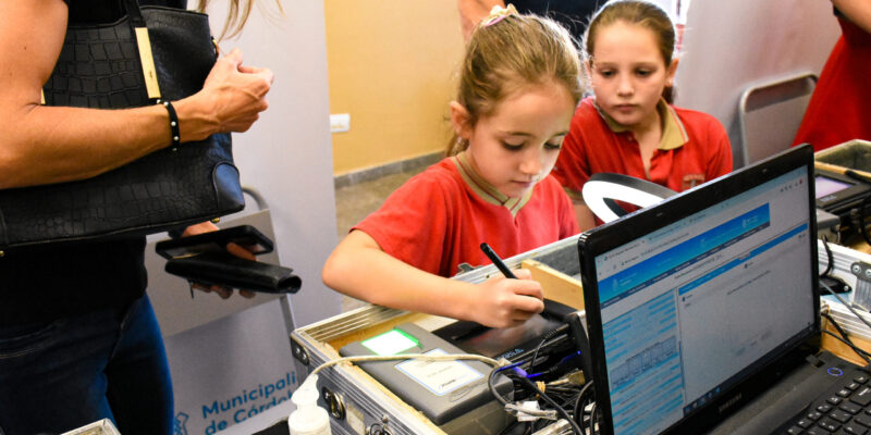 Llega A Barrio Comercial El último Operativo DNI De Este 2025