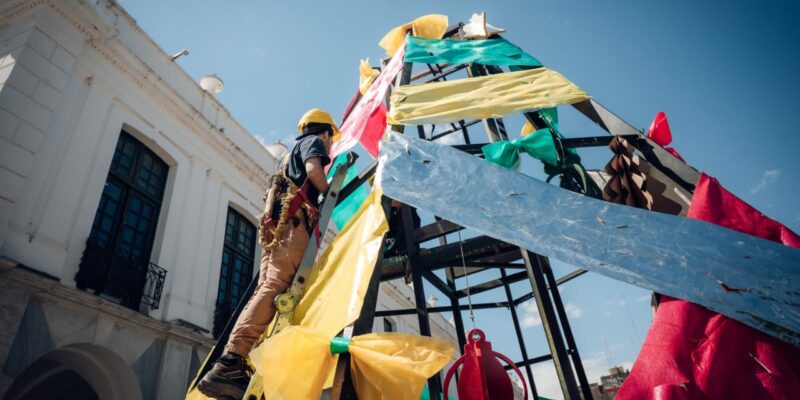 Con Shows En Vivo Y Más De 100 Puestos De Emprendedores, Hoy Se Enciende El árbol De Navidad