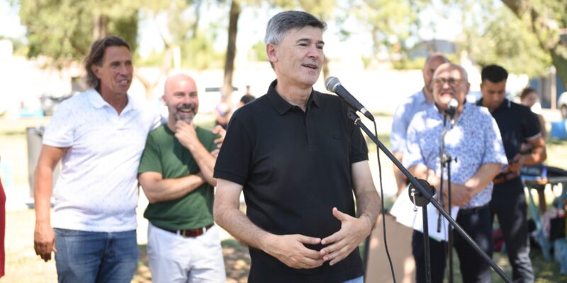 Gracias A La Participación De Los Vecinos Y Vecinas, La Plaza Dante Alighieri Luce Totalmente Renovada