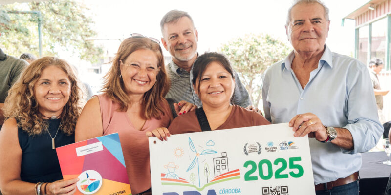 Entrega De Aportes Del Programa De Buenas Prácticas Agropecuarias En El Mercado De Abasto