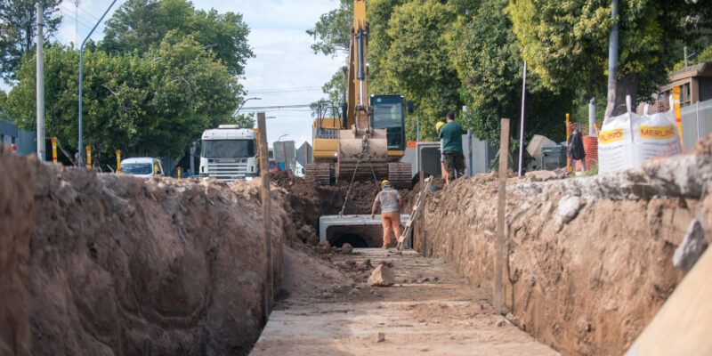 El Desagüe Pluvial De Avenida Vélez Sarsfield Alcanza Un 70% De Avance