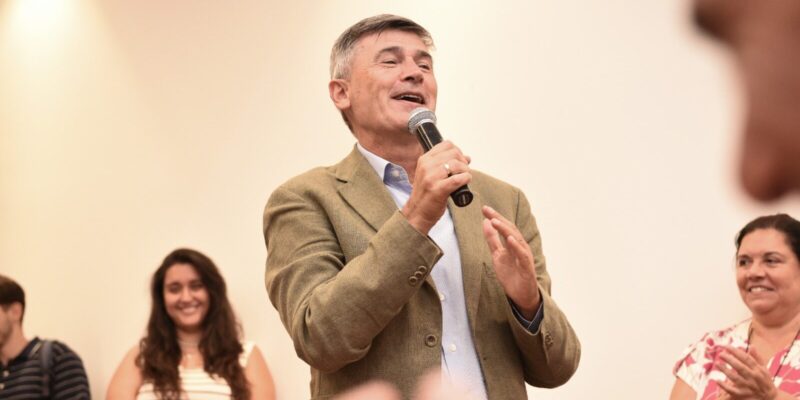 “Codo A Codo”: Passerini Hizo Entrega De Aportes Económicos No Reintegrables A 48 Centros Vecinales