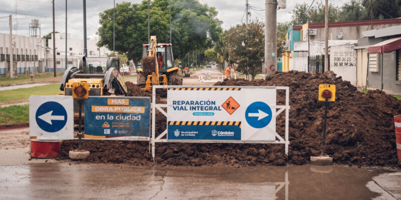 Córdoba En Obras: Nuevo Frente De Bacheo Con Hormigón En Avenida Florencio Parravicini