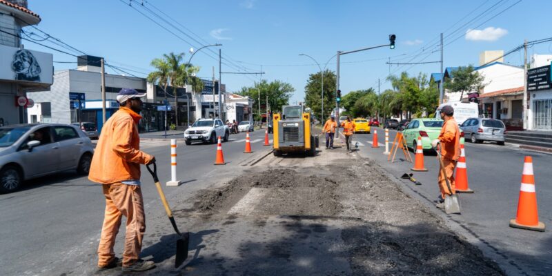 La Municipalidad Y El Gobierno De La Provincia Impulsan Un Nuevo Plan De Reparación Vial Integral En Avenidas Y Arterias Principales De La Ciudad