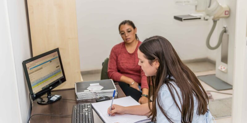 Prevención Del Cáncer De Cuello Uterino: Red De Salud Municipal Para Acceder A Controles