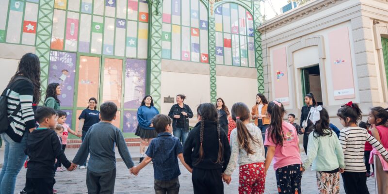 Las Propuestas De La Casa De Las Infancias Durante Abril Para Instituciones Educativas