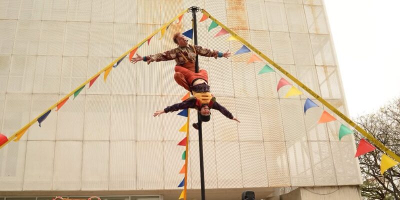 Fin De Semana En Córdoba: Moda, Música, Libros Y Circo En La Agenda Cultural