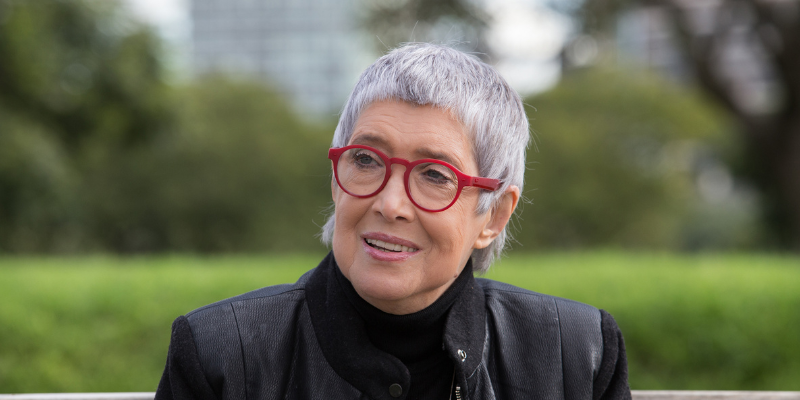 La Cantautora Teresa Parodi Llega Al Teatro Comedia Con Sus Canciones Del Nuevo álbum “Hasta Que Amanezca”