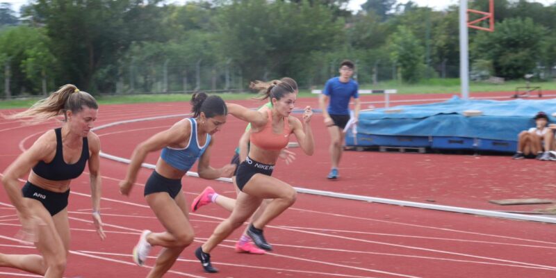 Clases De Atletismo En El Mario Alberto Kempes