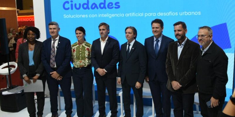 Passerini En La Feria Internacional Del Libro: “La Inteligencia Artificial No Sirve Solo Por Ser Más Eficiente, Tiene Que Mejorar La Vida De La Gente”