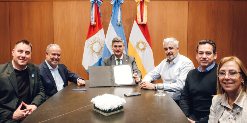 Municipio, Provincia Y SEDRONAR Firman Un Acuerdo Para Fortalecer La Prevención Y El Abordaje De Los Consumos Problemáticos Y La Salud Mental