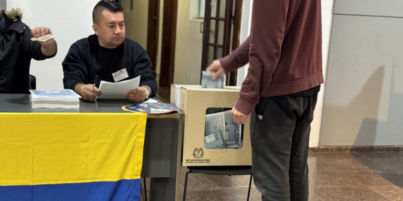 Colombianos Residentes En Córdoba Votarán El Balotaje Presidencial En El Centro De Atención A Personas Migrantes Y Refugiadas