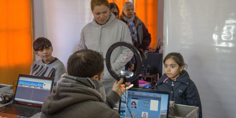 Operativo DNI: El Lunes, Vecinos Y Vecinas De Barrio Costa Canal Podrán Realizar Diversos Trámites