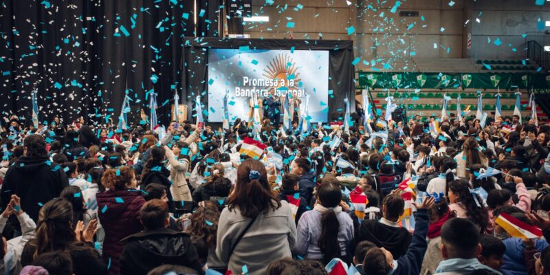 ¡Sí, Prometo!: Más De 1.500 Estudiantes De Cuarto Grado Prometieron Lealtad A La Bandera Argentina