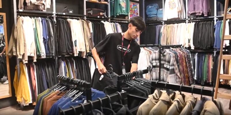 Jóvenes Dan Sus Primeros Pasos En El Mundo Del Trabajo Junto A La Municipalidad Y La Empresa Indonesia