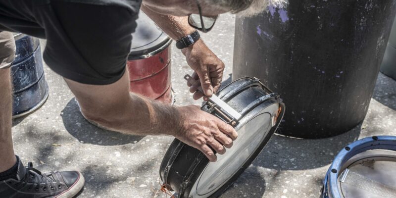 Música, Creatividad Y Reciclaje: Taller De Construcción Y Pintura De Instrumentos De Percusión En Bella Vista