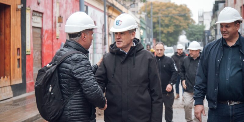Passerini Recorrió Las Obras De Reparación Integral De Calle Belgrano En Barrio Güemes