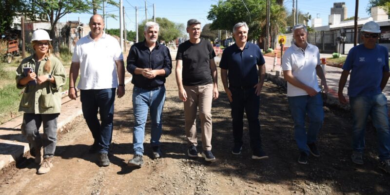 En El Día Del Patrono De La Ciudad, Passerini Y Llaryora Recorrieron Las Obras De Rehabilitación En Calle Río Negro Y Avenida 24 De Septiembre