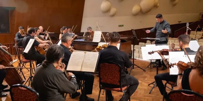 La Orquesta De Cuerdas Municipal Celebra 70 Años Con Un Concierto En El Teatro Comedia