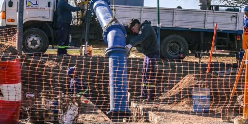 Villa El Libertador: La Obra De Nexo De Agua Potable Alcanza Un 85% De Avance Y Entra En Su Etapa Final