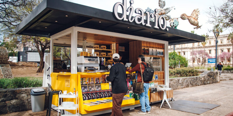 Café, Medialunas Y Lectura: Abrió El Tercer Quiosco De Revistas Y Diarios Que Suma Bebidas Y Pastelería Al Paso